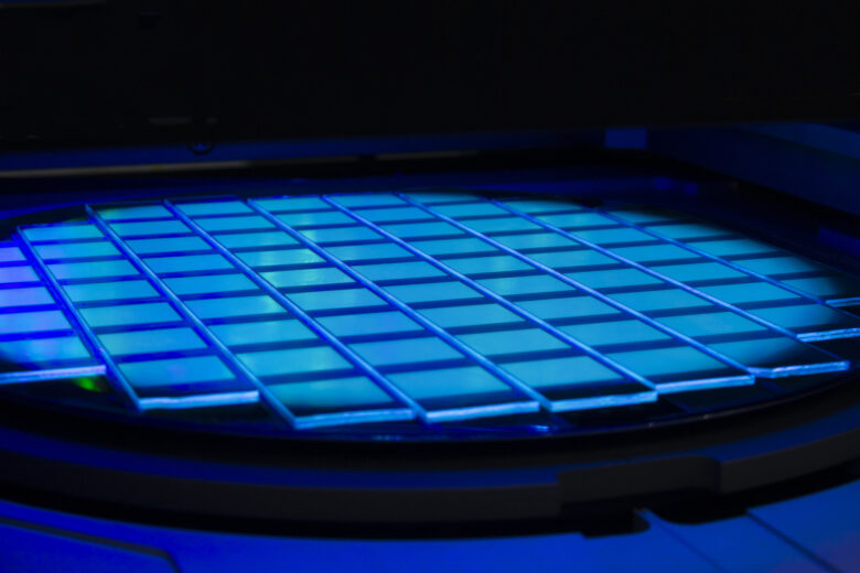 Silicon wafer chips in UV lighting